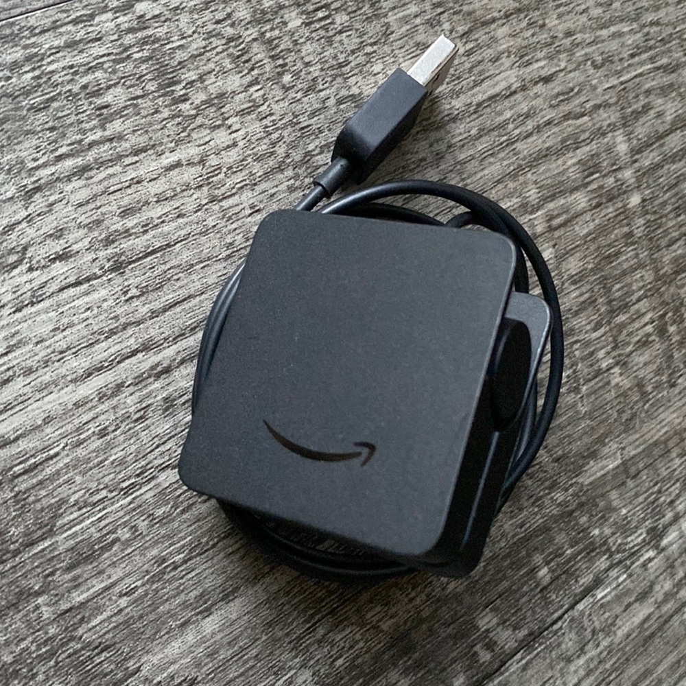 Amazon | Halo Band USB-A Charger First Generation Fitness Travel Charging Black